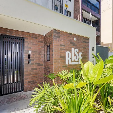 Rise Urban Habitat - Água Verde | Gonzaga Stays-3